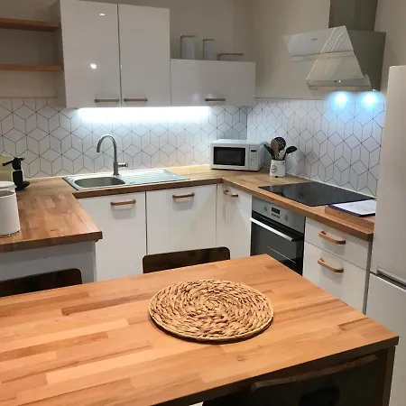Le Deja Viuz Apartment *