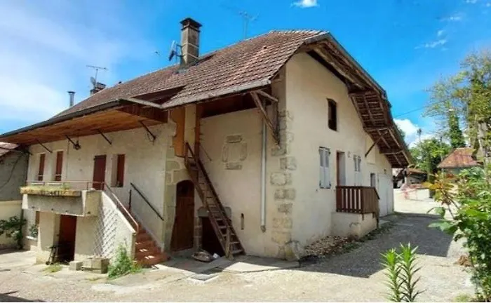 Le Deja Viuz Apartmán *